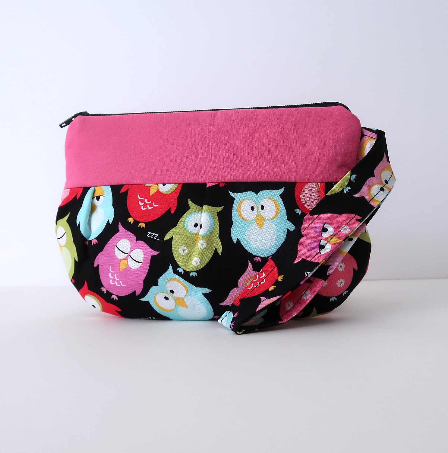 Pleated Wristlet – Sleepy Owls, photo 2 of 7