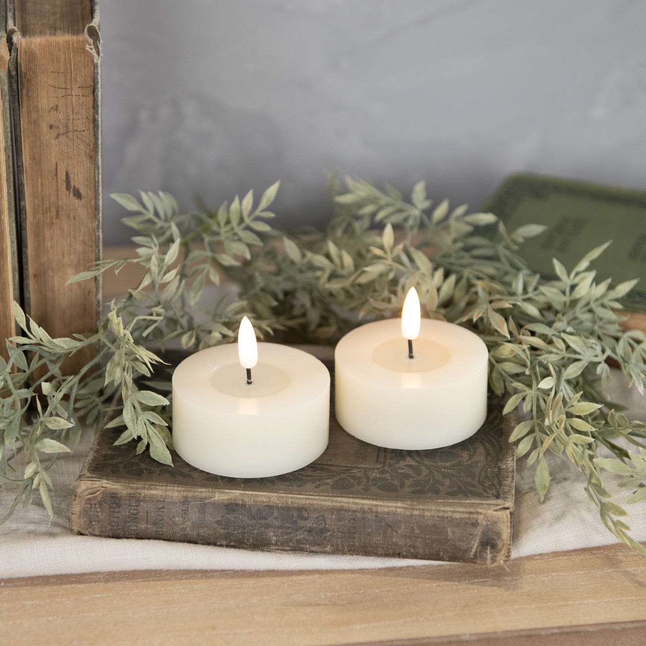 oversized flameless 3D flame tealight set of two