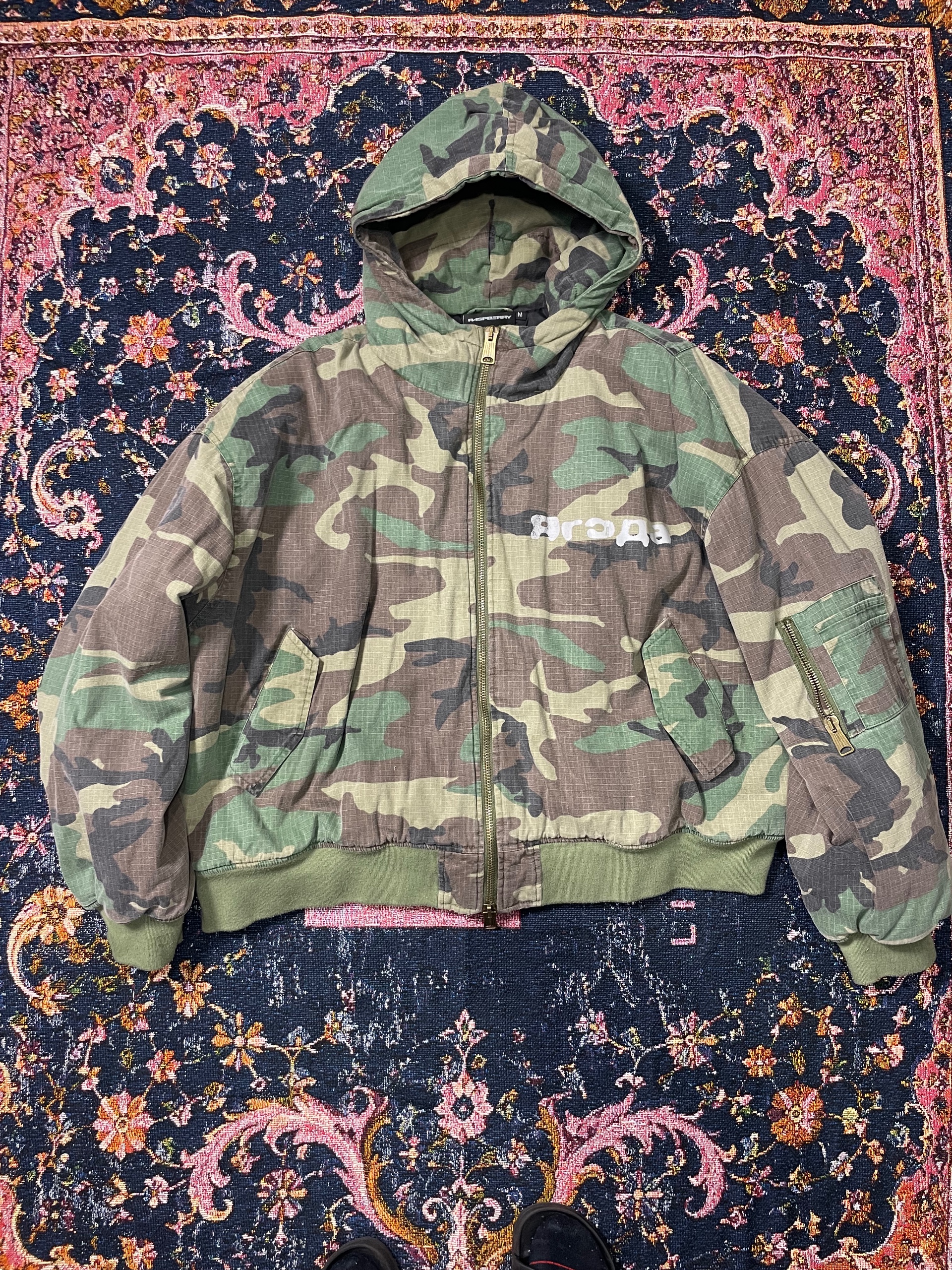 GV Gallery Raspberry New Castle Camo Jacket ( USED )
