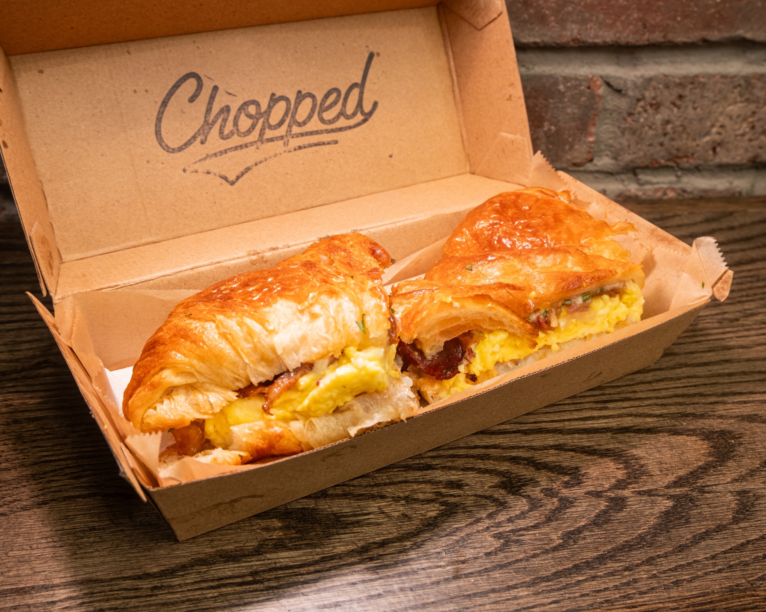 New York Classic ( Bacon, Egg ,& Cheese )