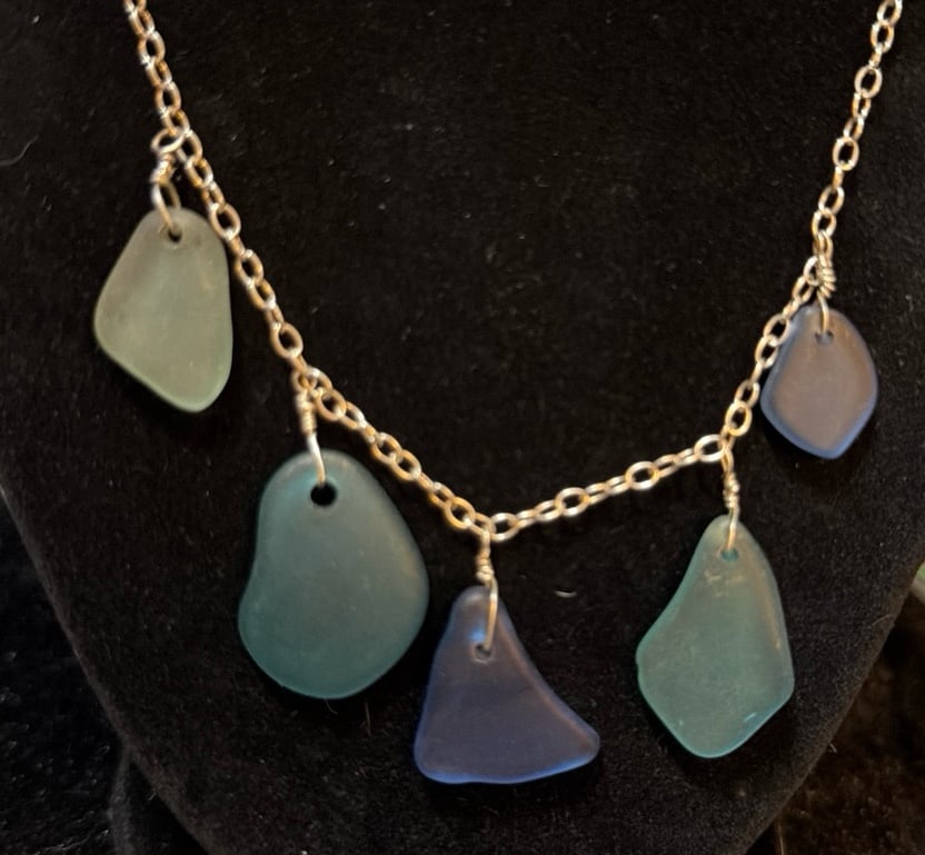 925 Sterling Sand Glass Light Green and Blue Dangling Glass 18β Necklace