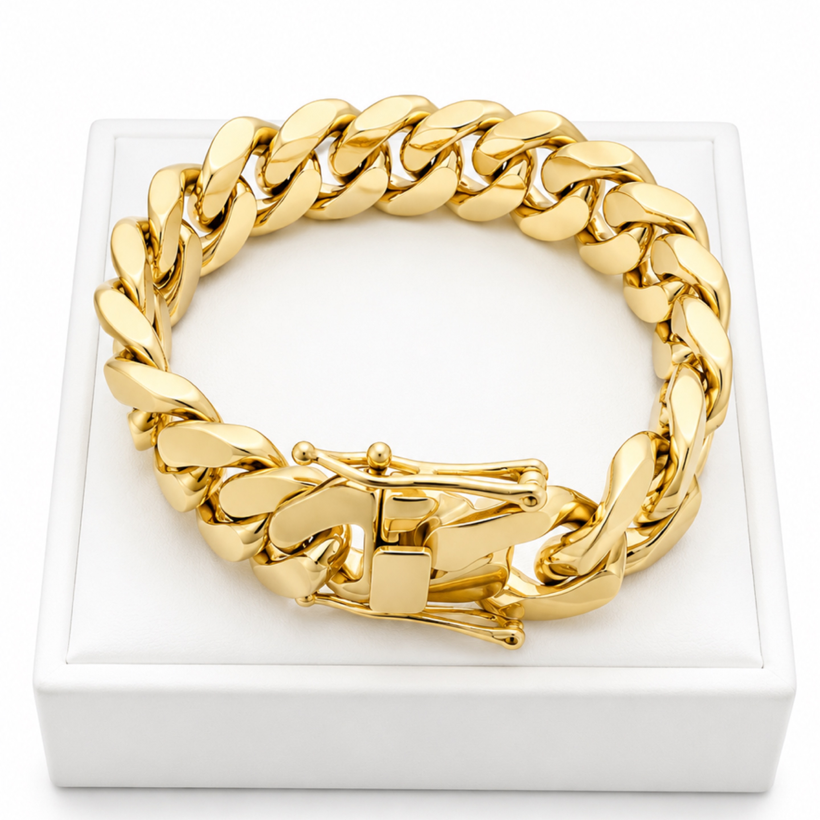 8.5” Gold Cuban Bracelet / 20mm
