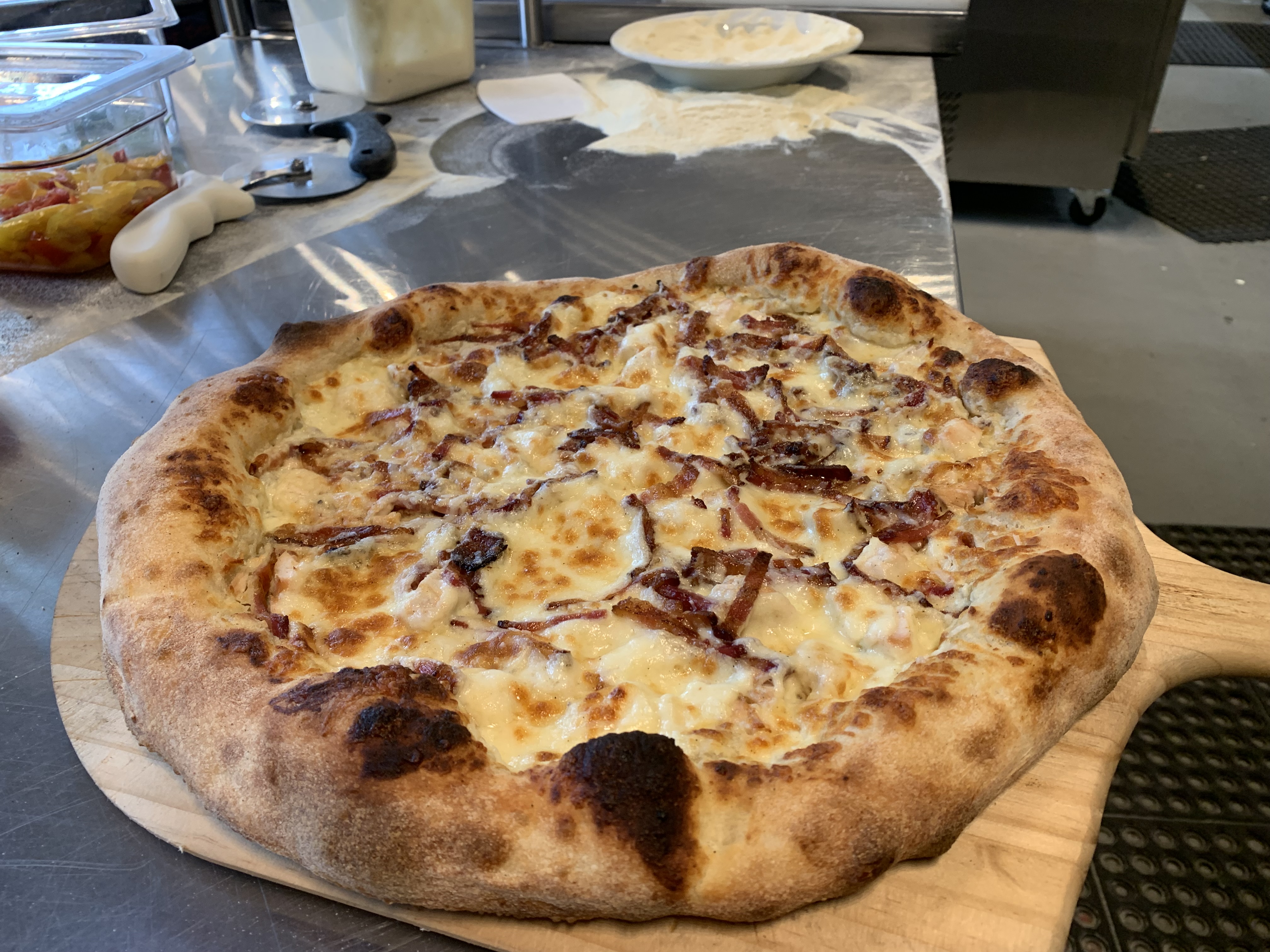 Chicken Alfredo Pizza