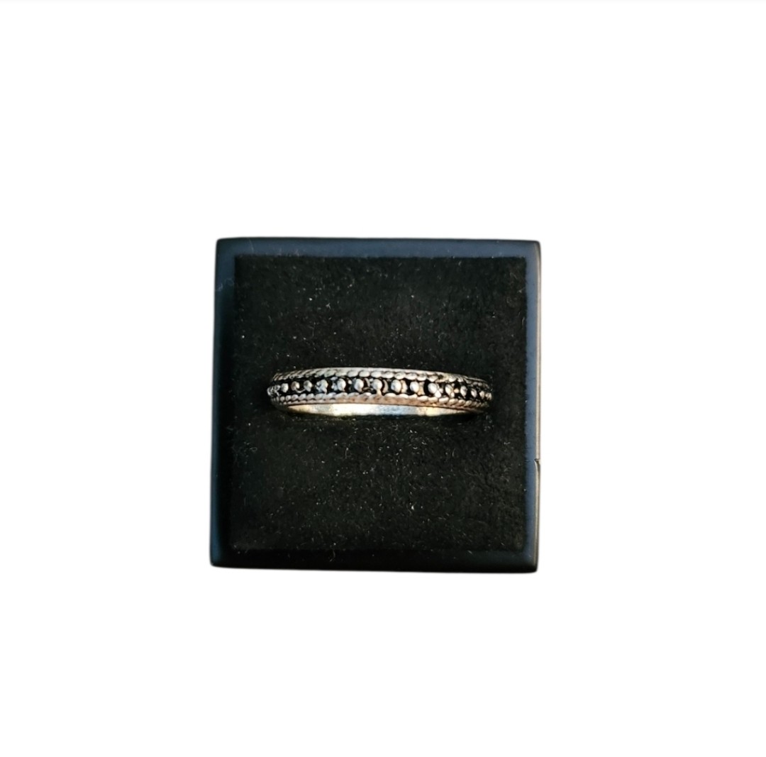Size 8 Silver Toned Dotted Thin Band