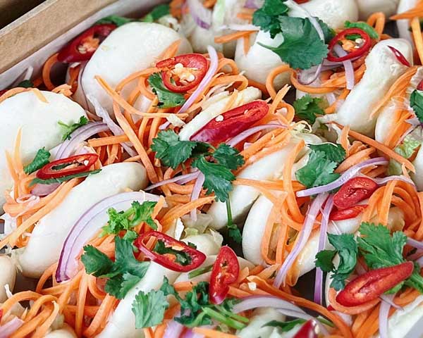 Steamed Bao Bun Platter - BBQ Chicken