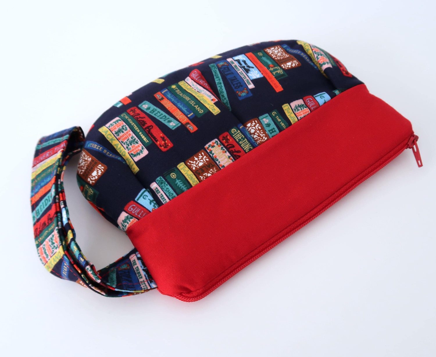 Pleated Wristlet – Book Club, photo 4 of 7