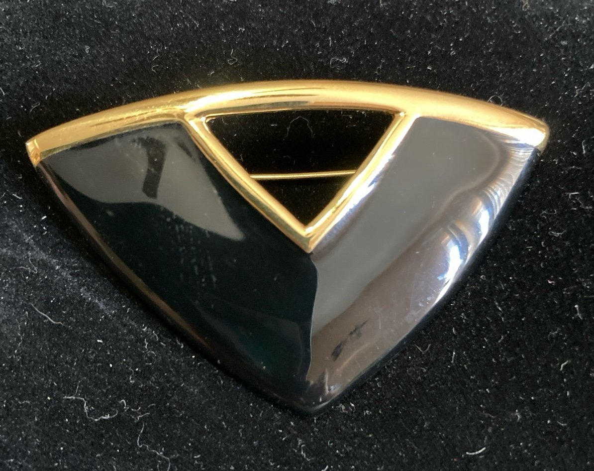 Vintage Signed Monet Black Enamel Gold Tone Modernist Triangle Brooch Pin
