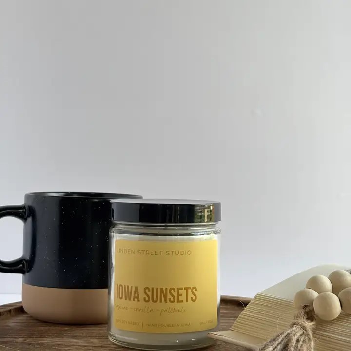 Iowa Sunsets 9 oz. Soy Candle