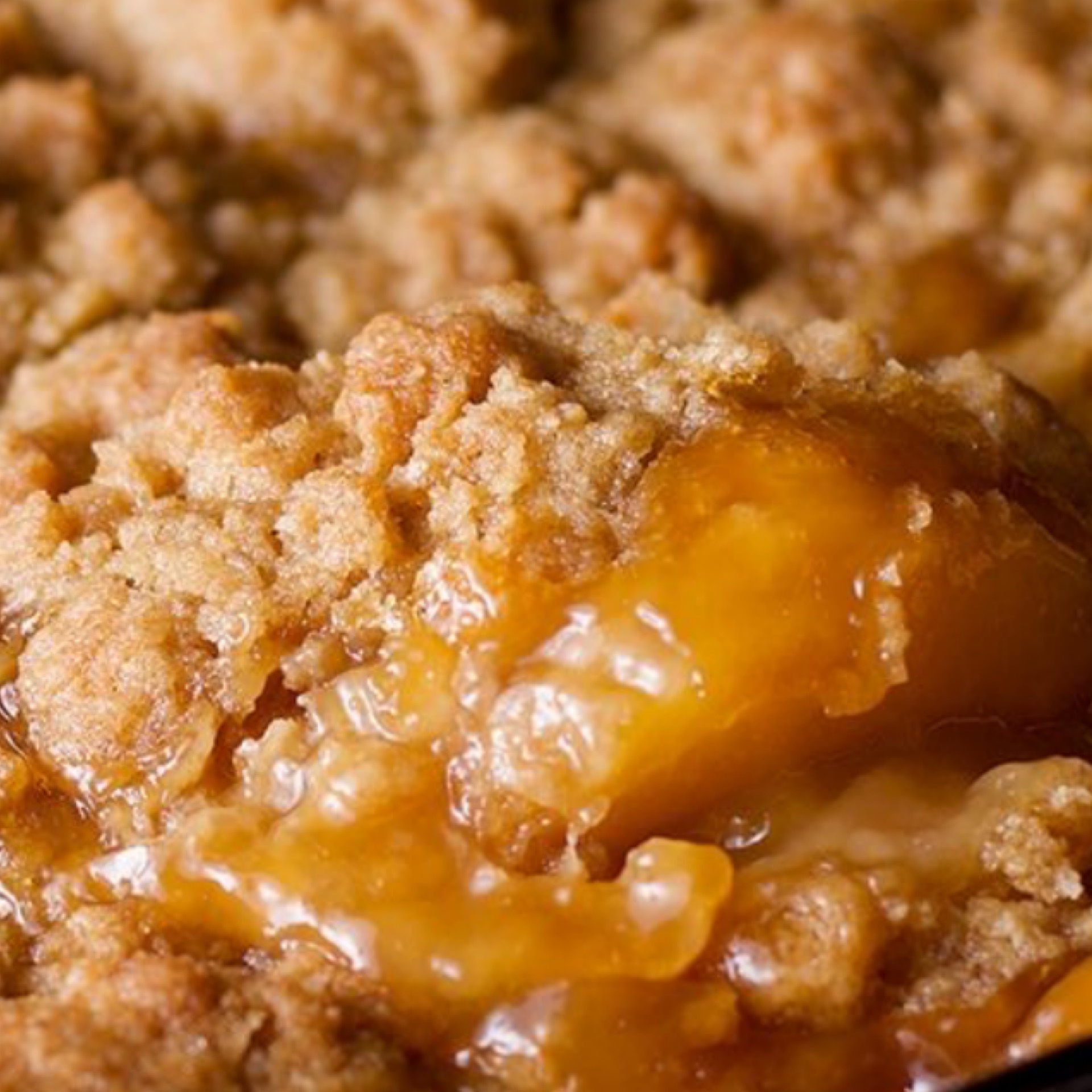 Bourbon Vanilla Peach Cobbler