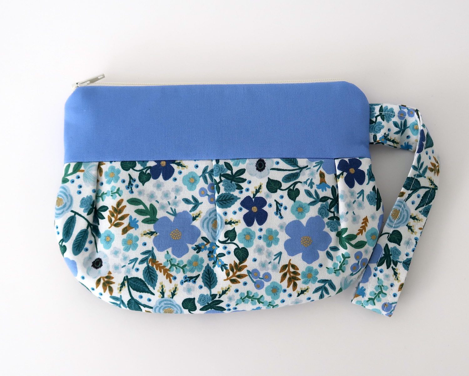 Pleated Wristlet – Garden Party Blue, photo 5 of 5