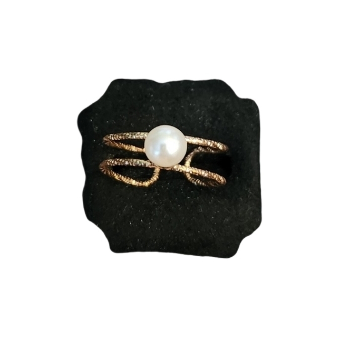Size 7 Delicate Double-Open Pearl Band Ring 