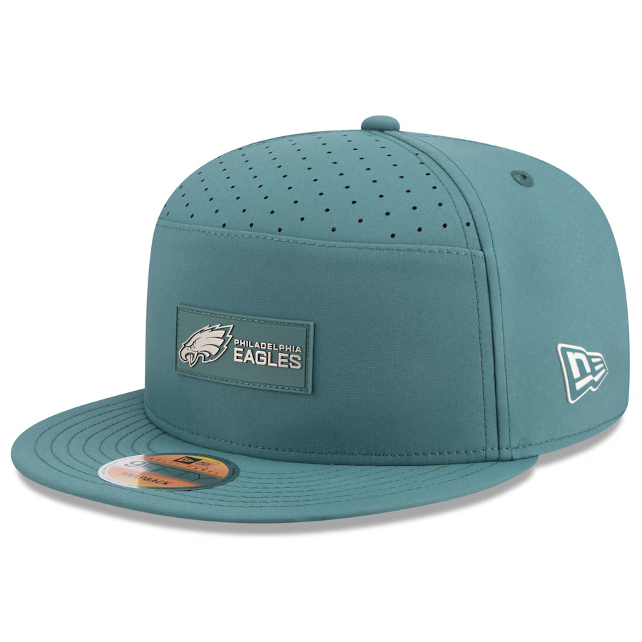 Philadelphia Eagles 2025 New Era 9FIFTY Sideline Snapback Hat