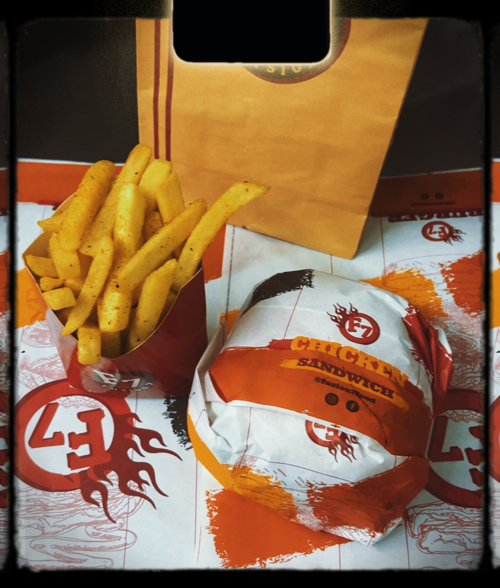 CHICKEN SANDWICH (COMBO)