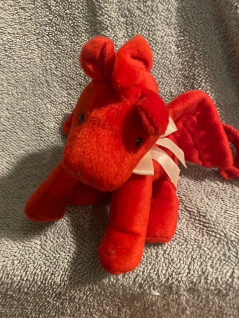 M@bil1 Red Pegasus with rope Tails BD&A Brand 7"X5"