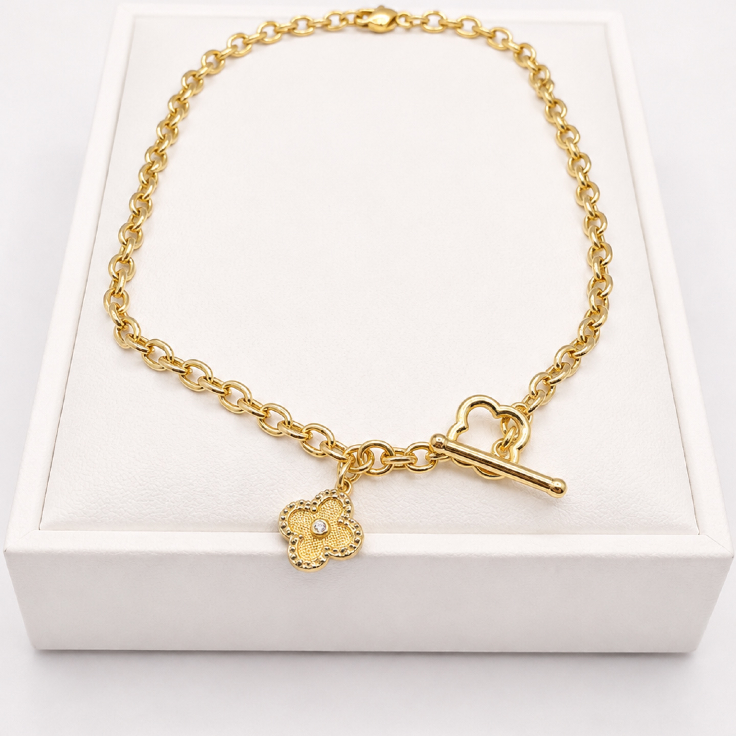 Clover Chocker Necklace