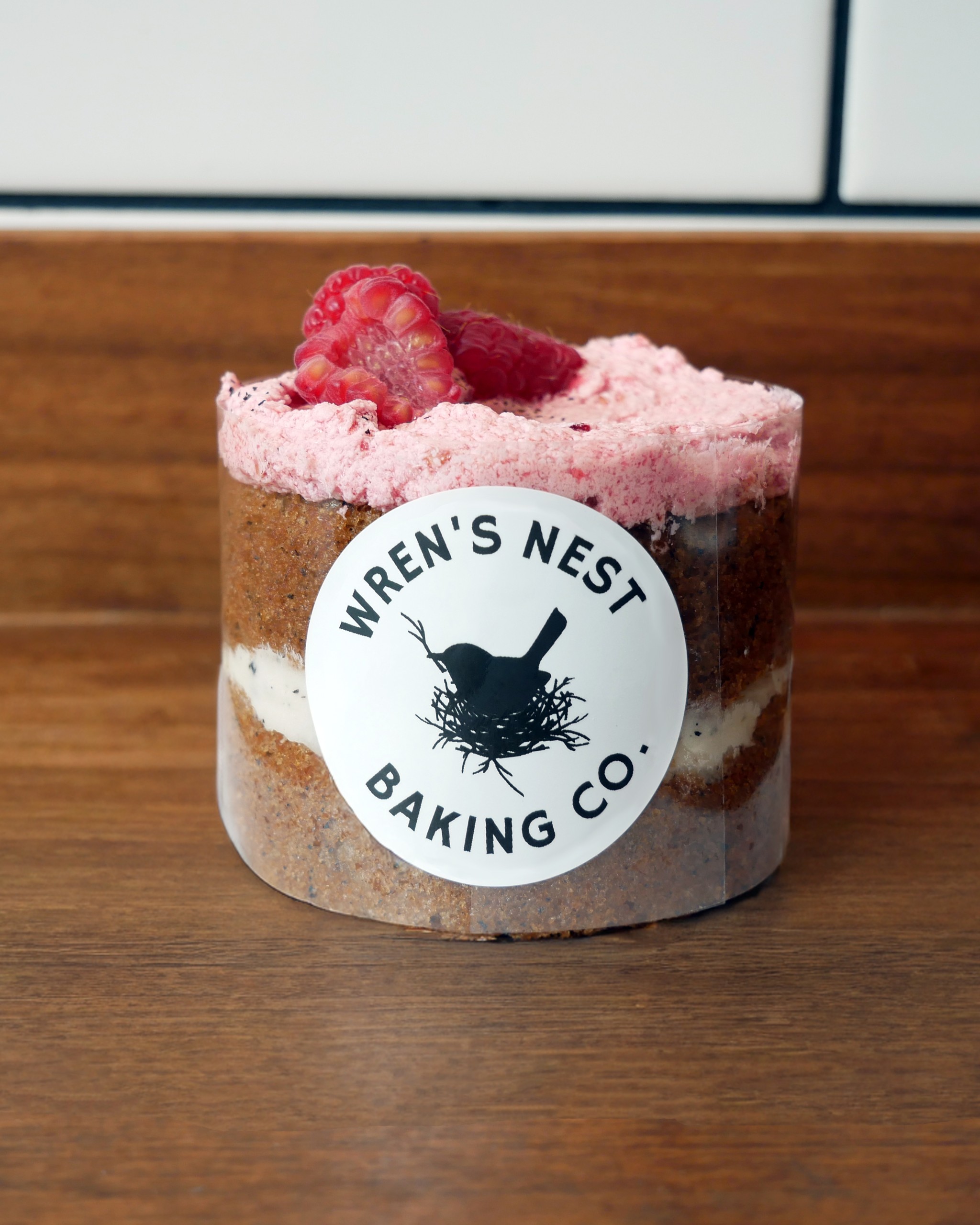 Earl Grey Raspberry Cake (V)