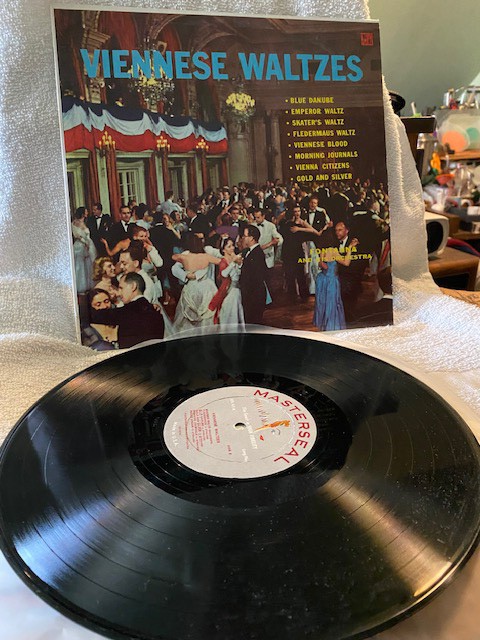 Viennese Waltzes