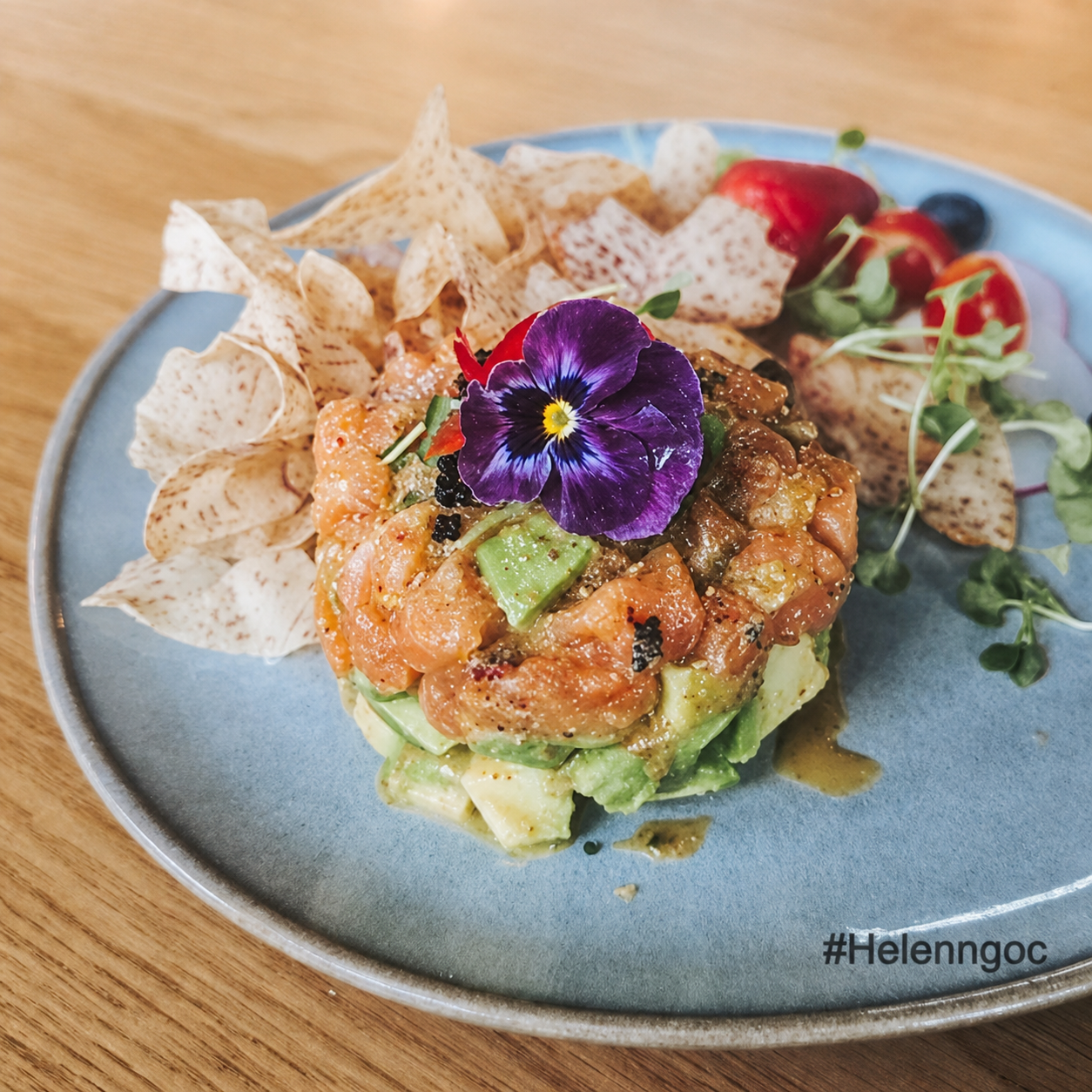 Salmon tartare