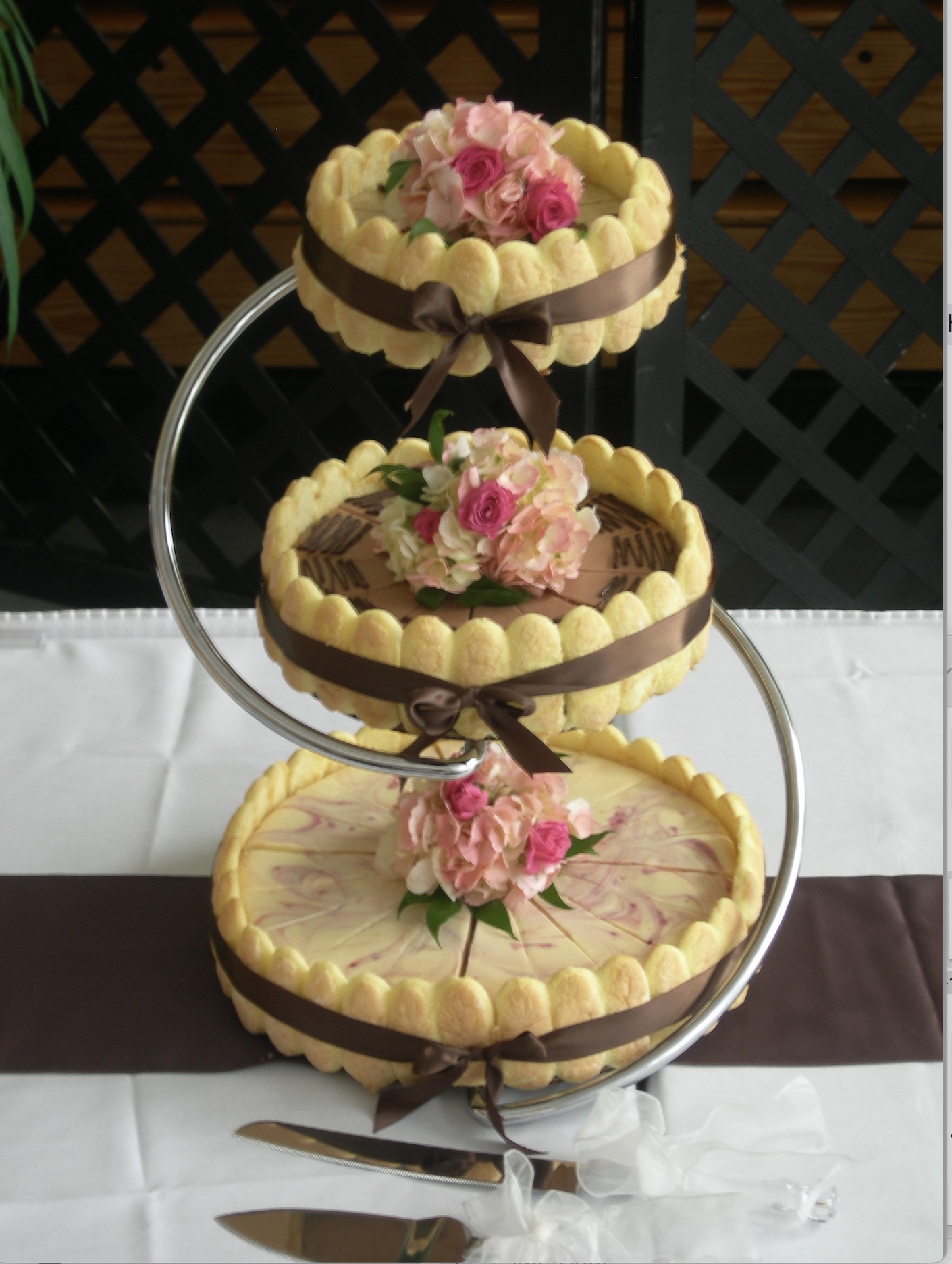 Elegant Cake Stand Rental – Perfect for Any Event