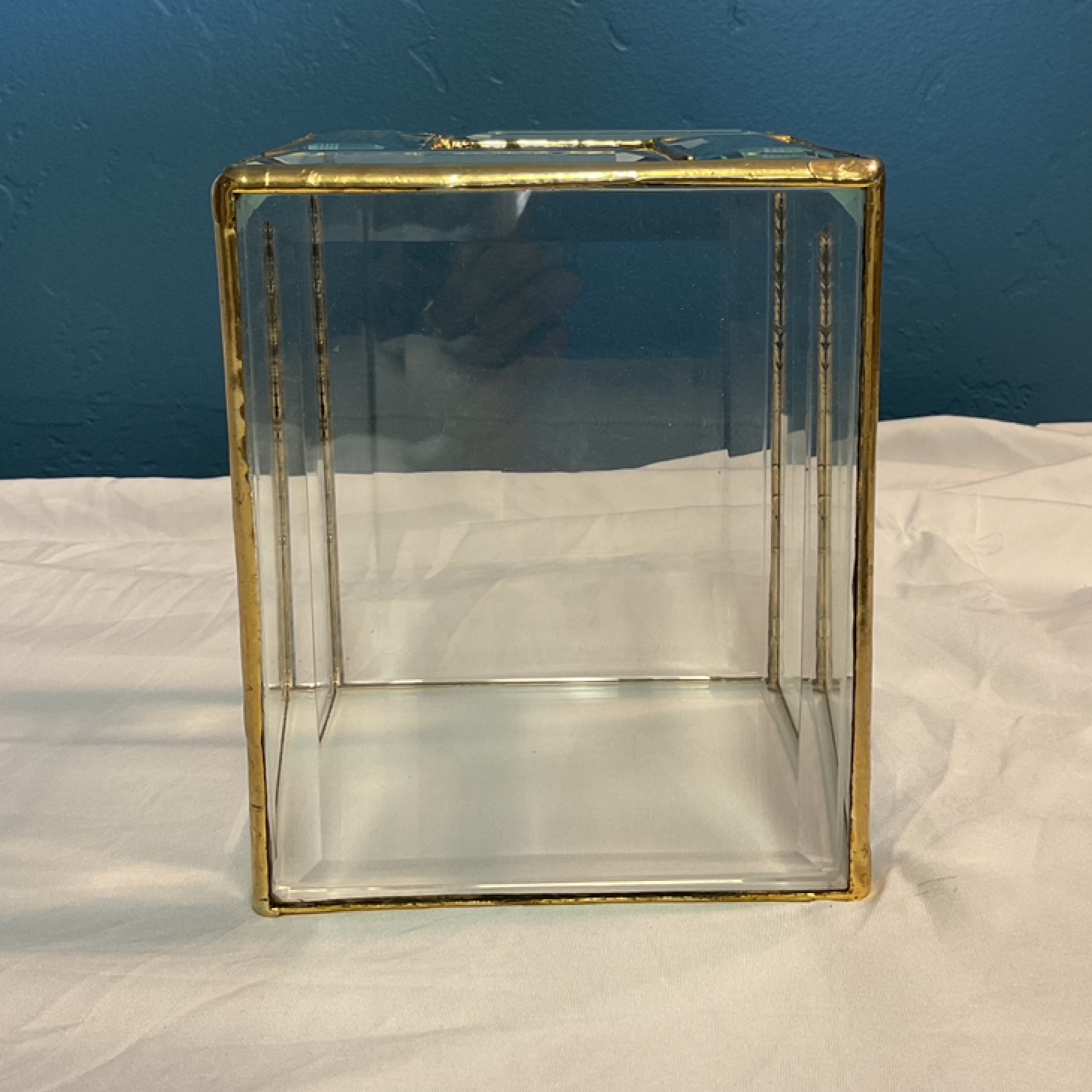 Glass Cube Tissue Box