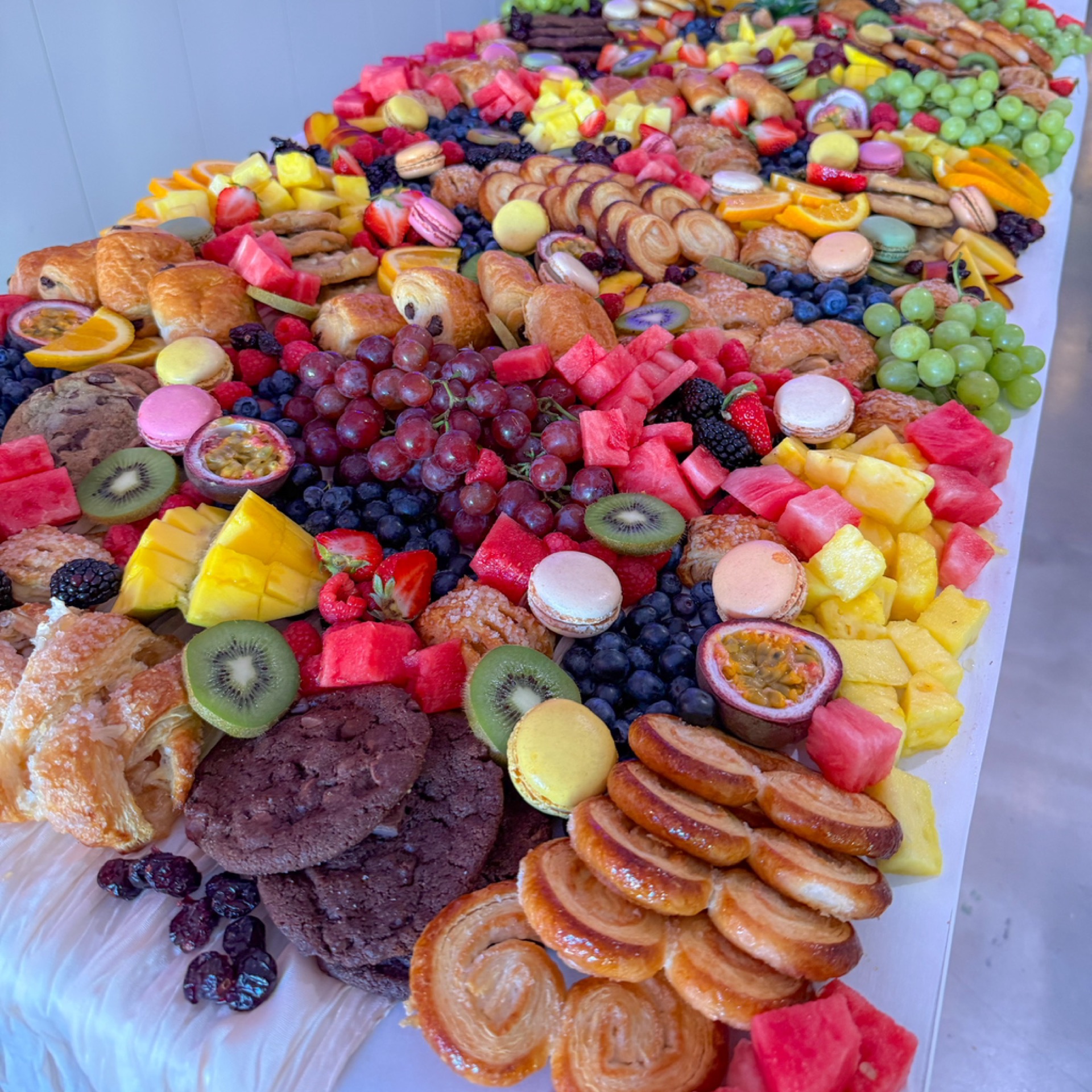 Gourmet table (fruits, pastries & desserts) 6 feet