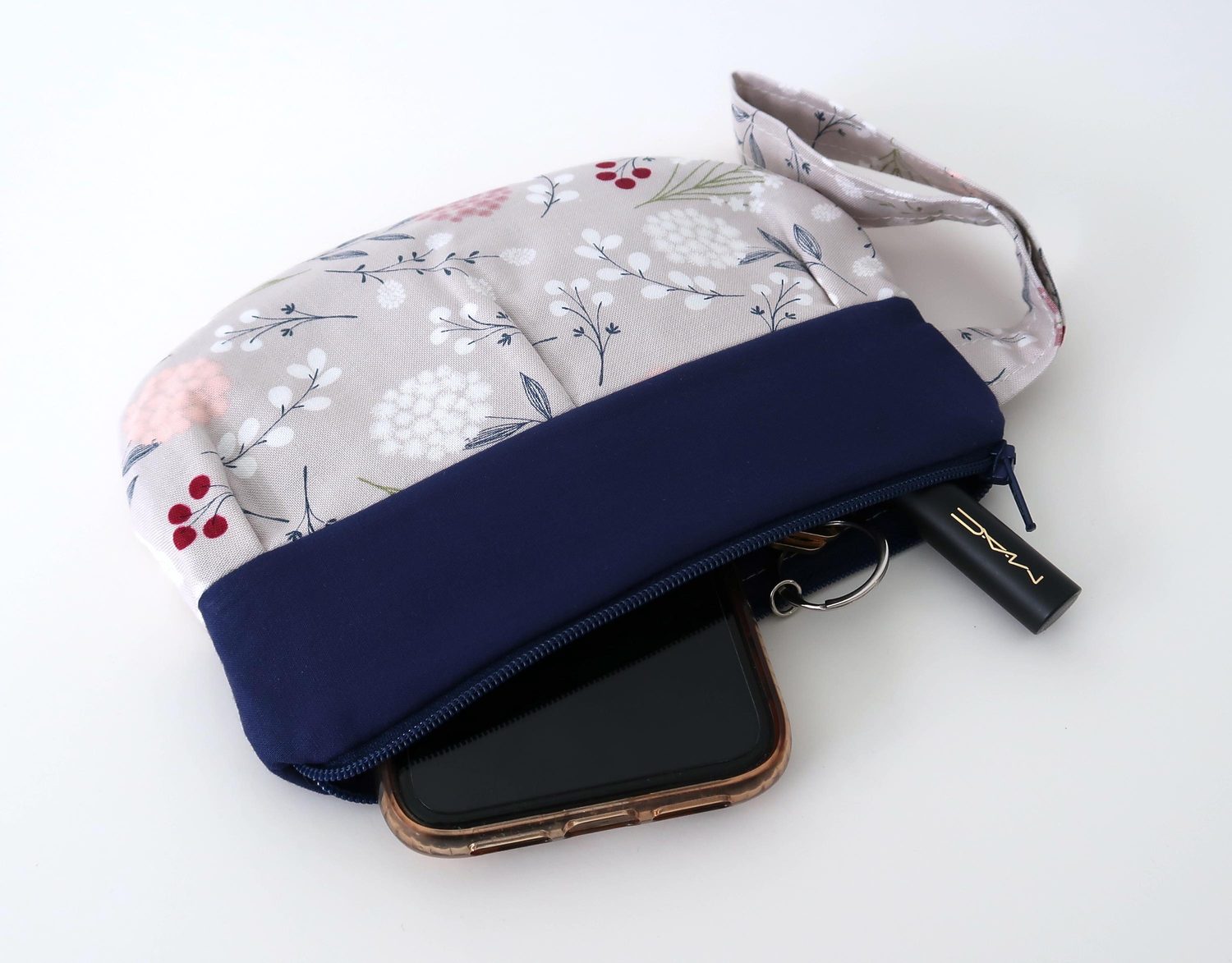 Pleated Wristlet – Dandelions on Gray, photo 2 of 5