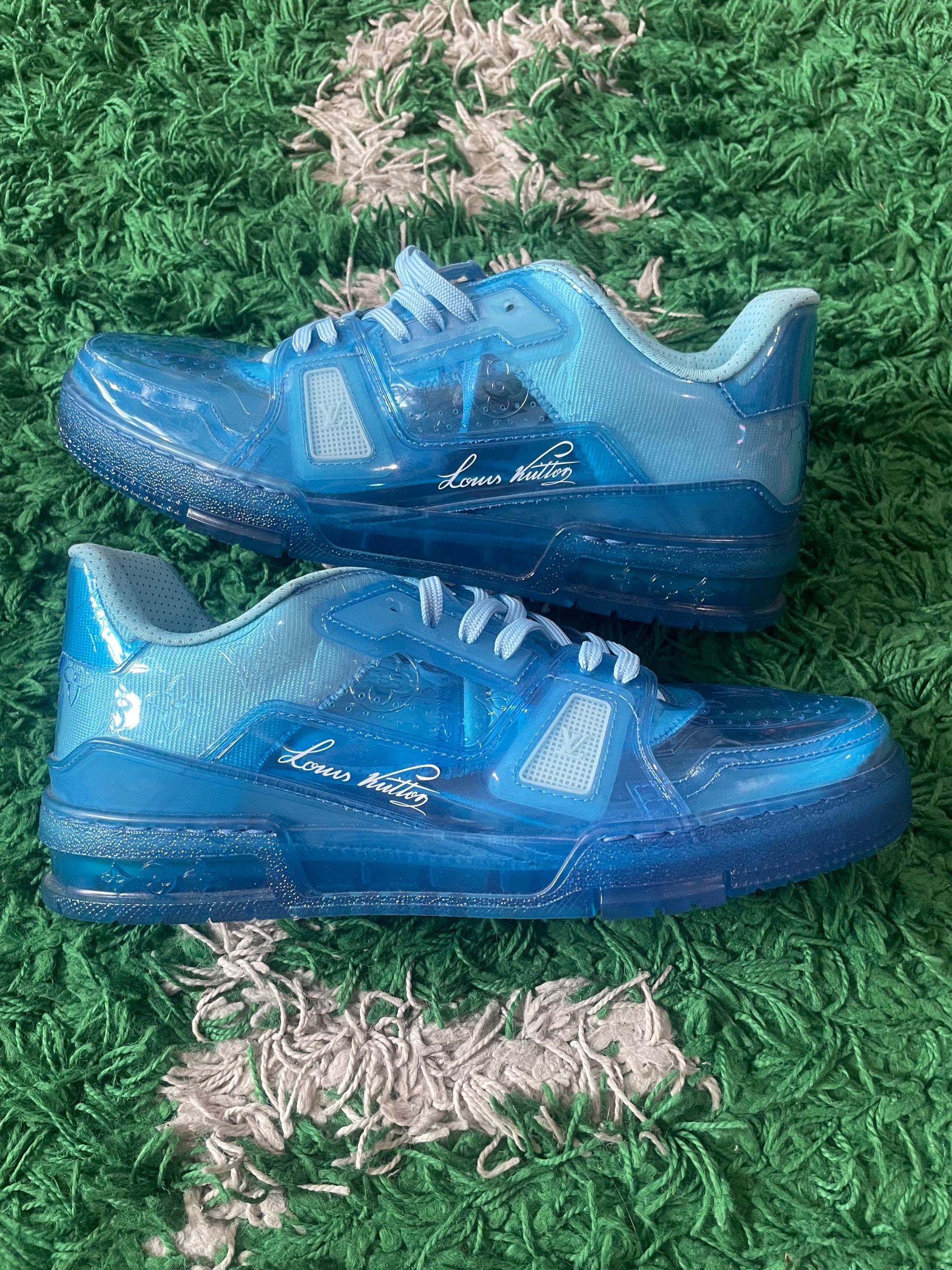 Louis Vuitton trainer striking translucent pvc light blue size 7 (new)