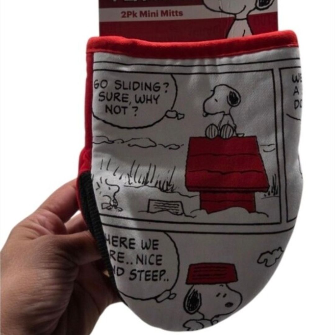 Peanuts 2-pack Mini Oven Mitt Set
