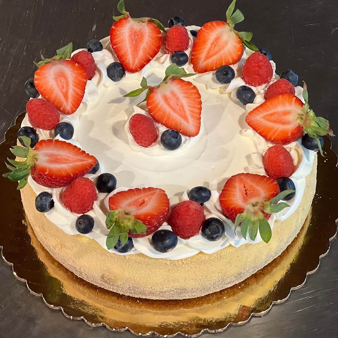 10" Vanilla Berry Cheesecake