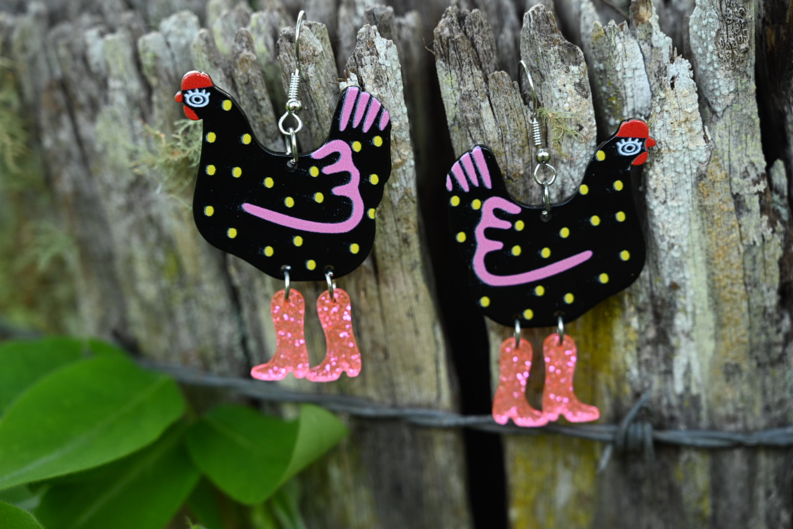 Chickens in boots - Earrings