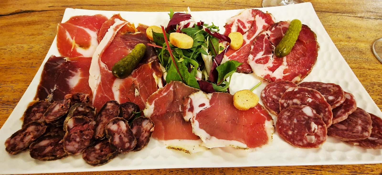 Planche charcuteries ou fromages ou mixte