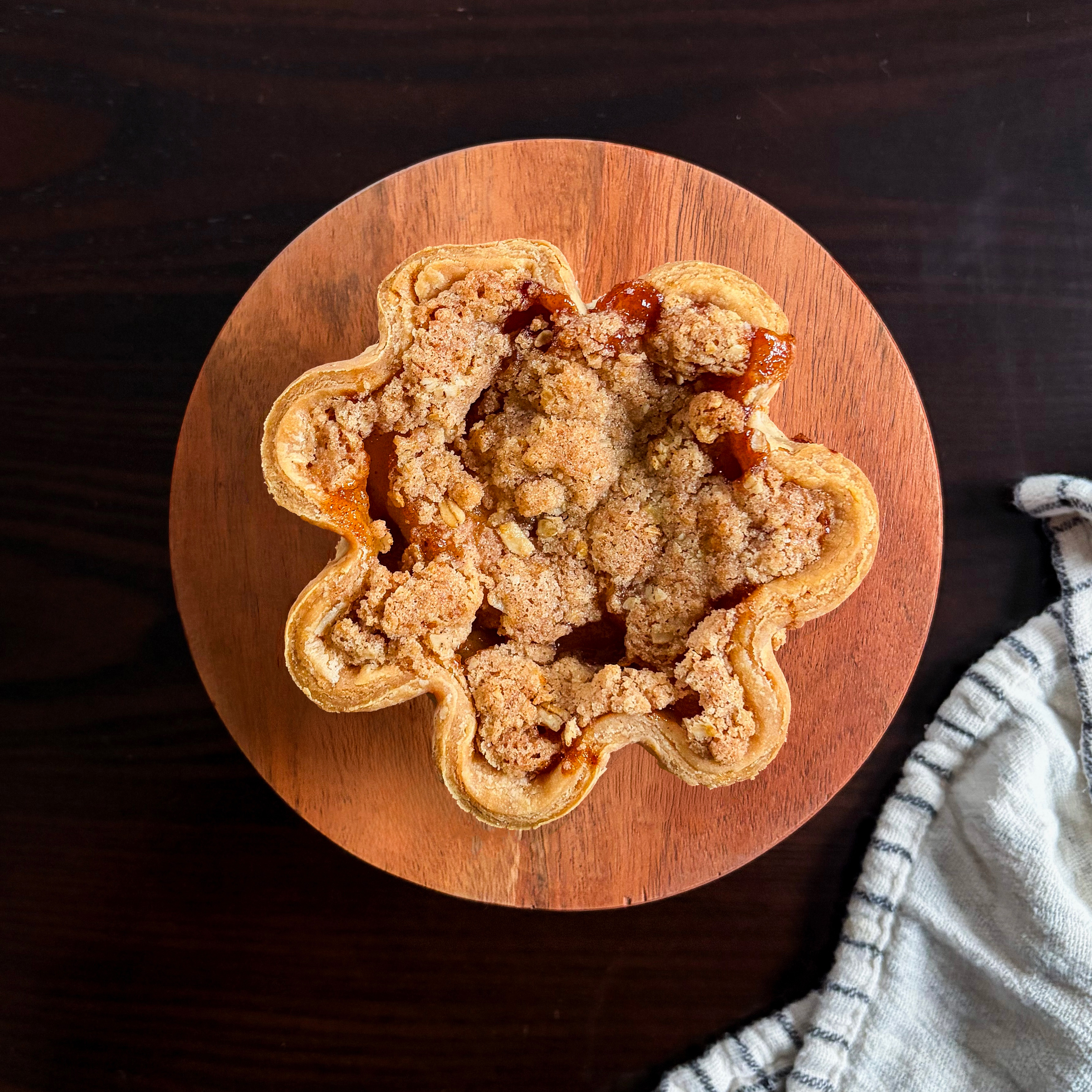 Mini Apple Crumble Pie
