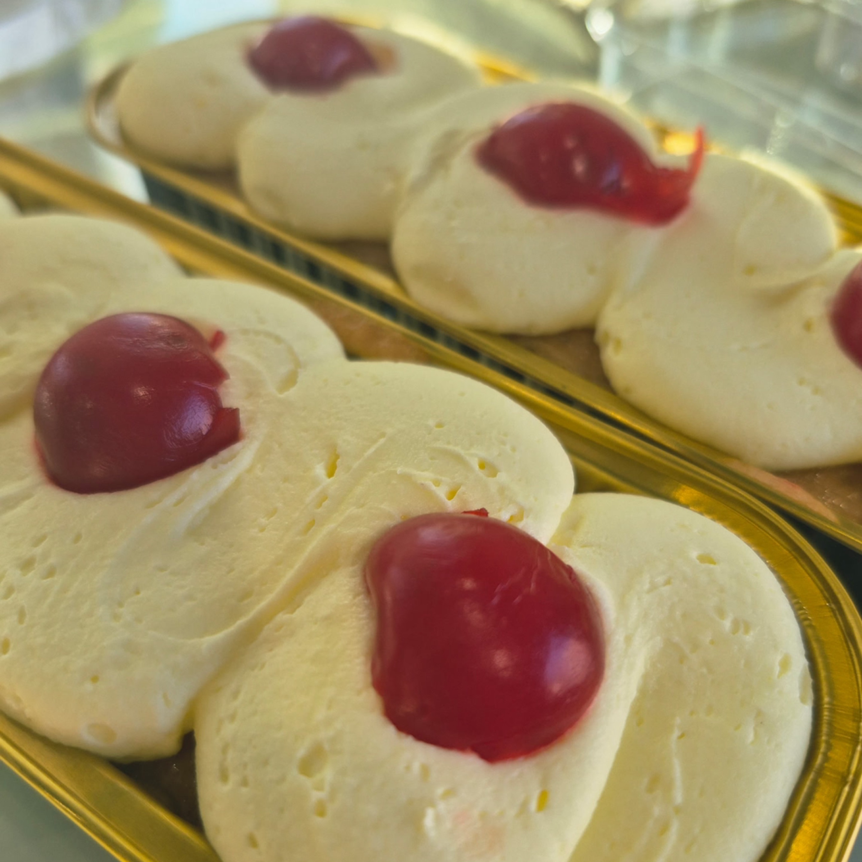 Cherry Lemon Cake Box