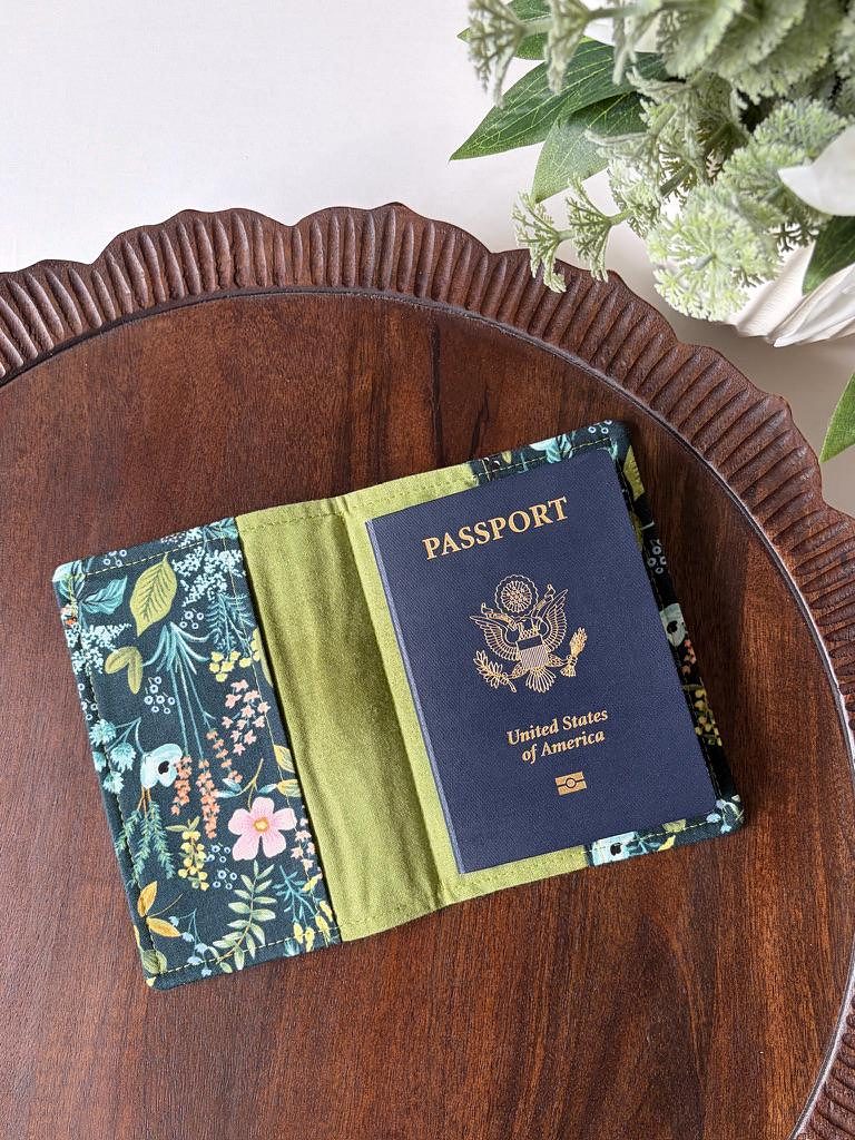 Passport Cover – Herb Garden (Dark), photo 3 of 3