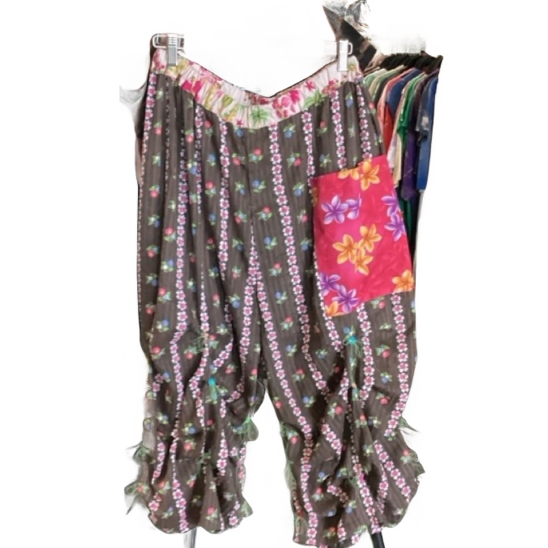 Brown Flower Balloon Pants by AuDeeHautee