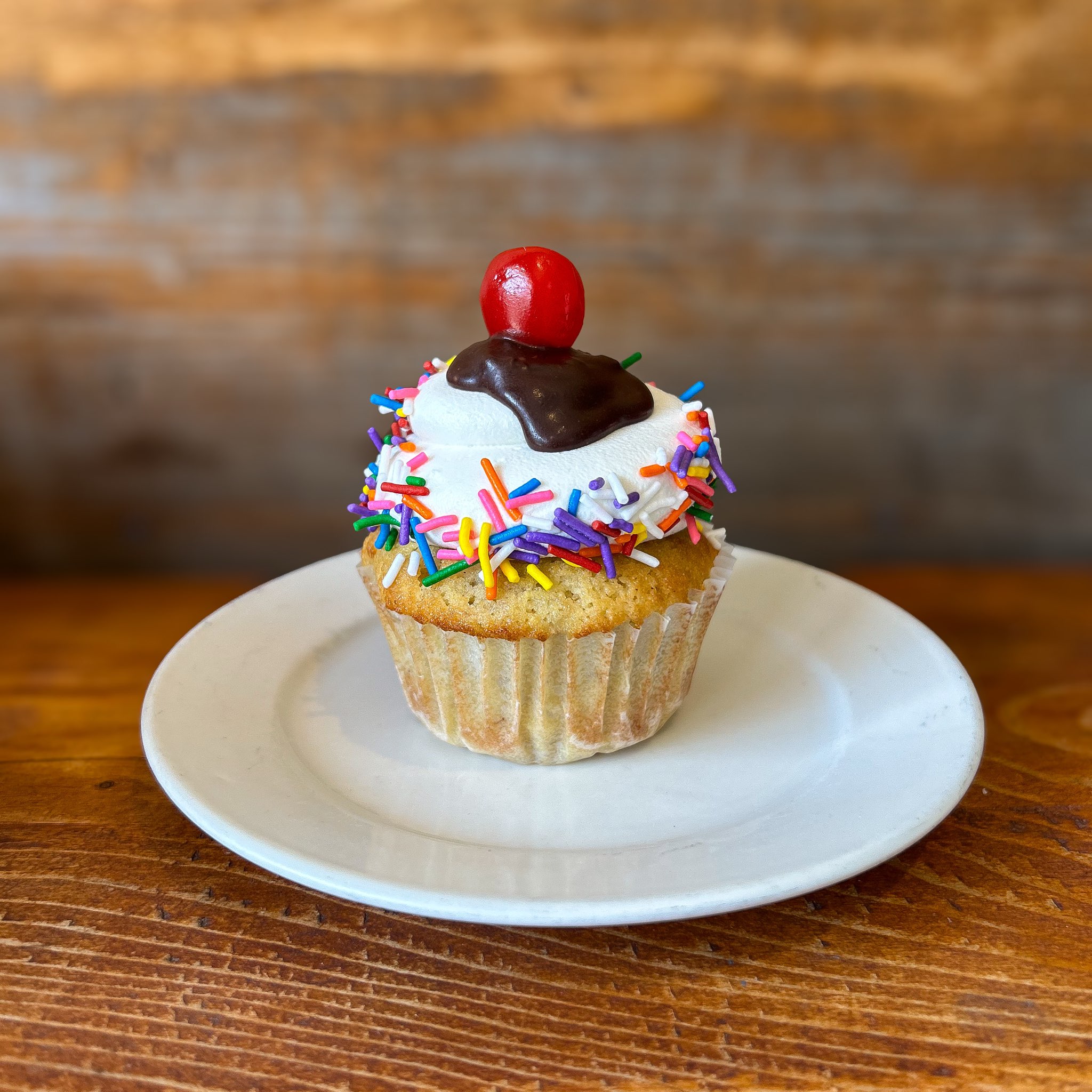 Banana Split Cupcake
