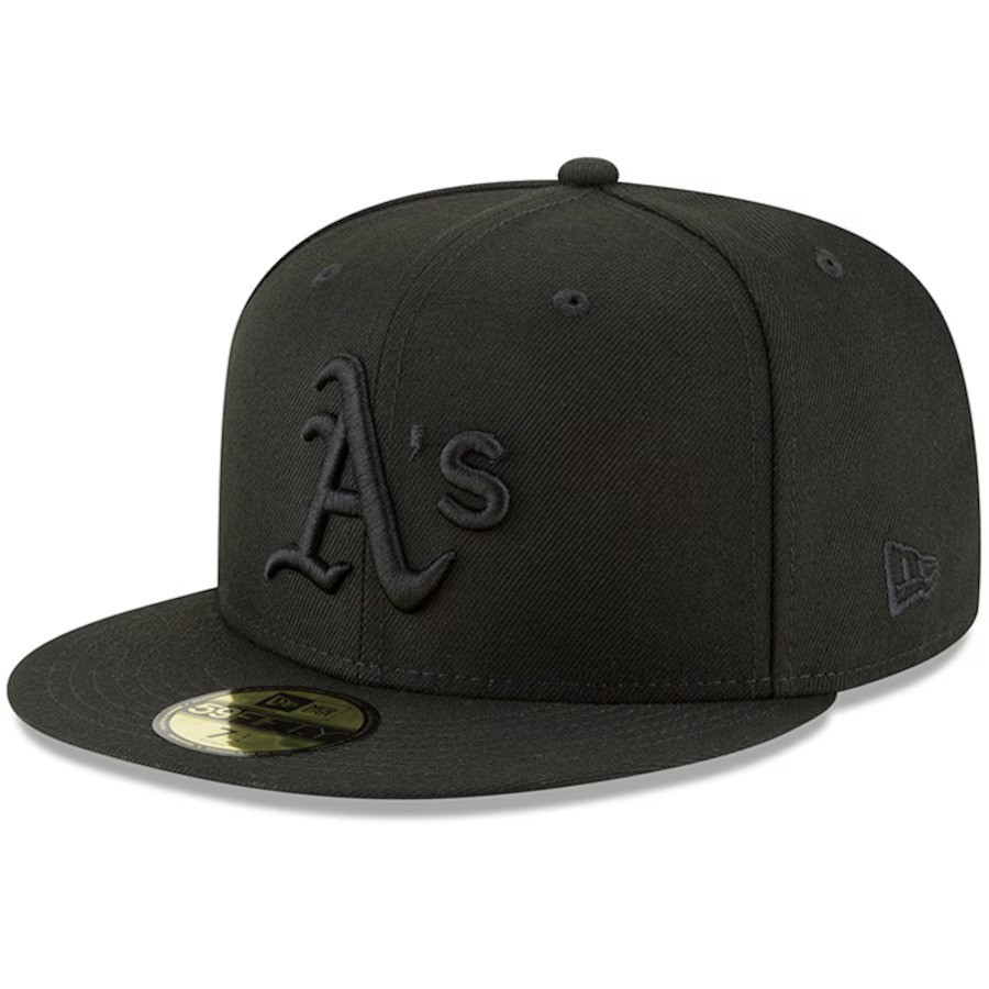 Oakland Athletics New Era 59FIFTY Blackout Hat
