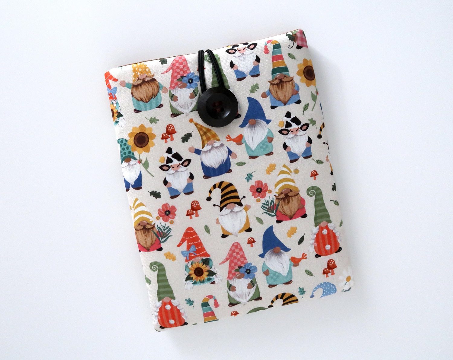 Kindle Paperwhite Cover – Garden Gnomes – handmade kindle paperwhite cover