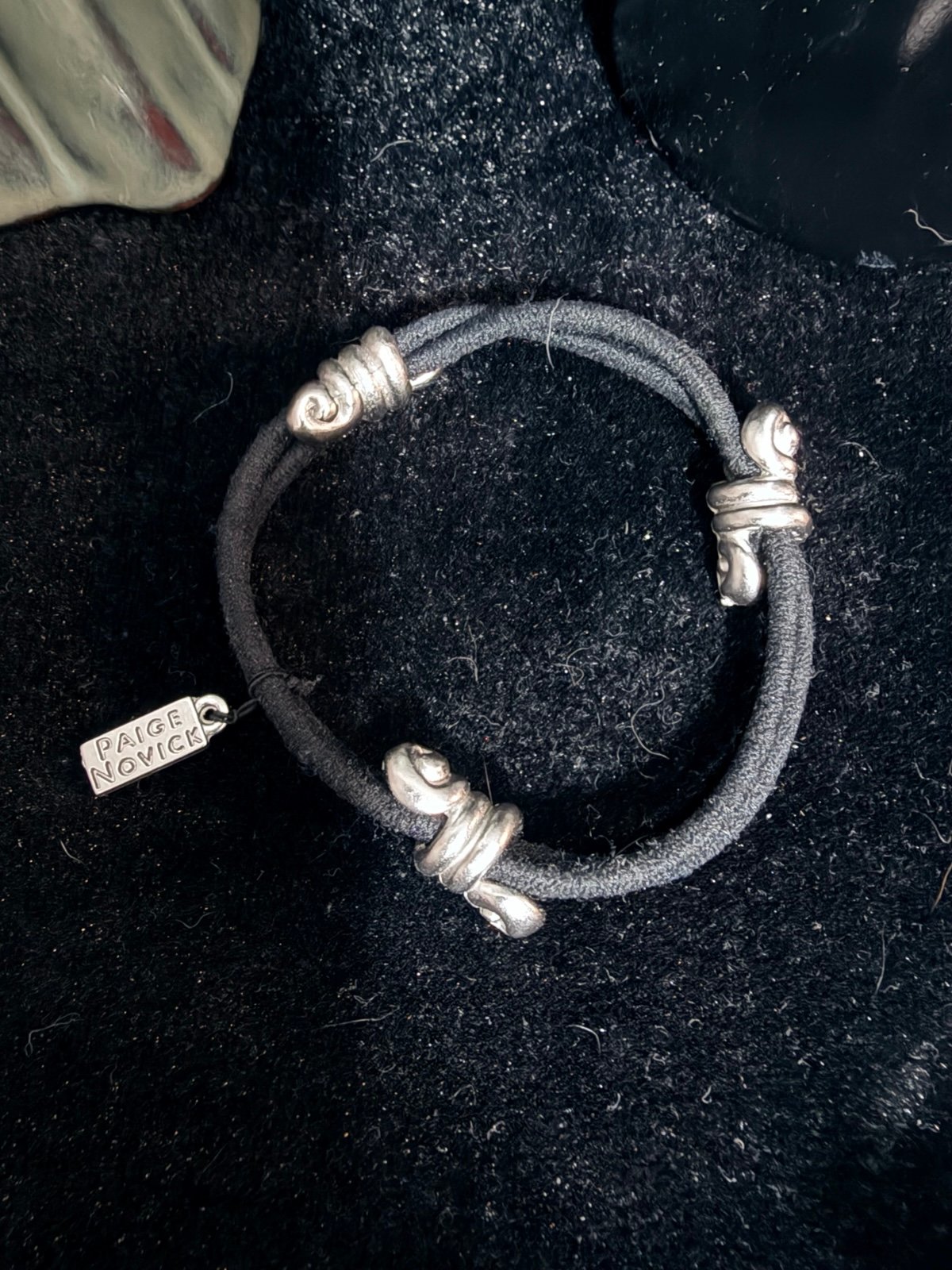 PAIGE NOVICK Black Stretch Silver Twist Bracelet