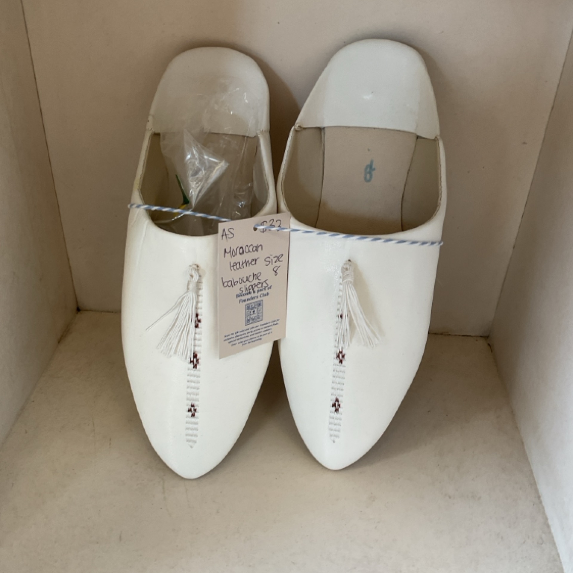 Moroccan leather babouche slippers size 8