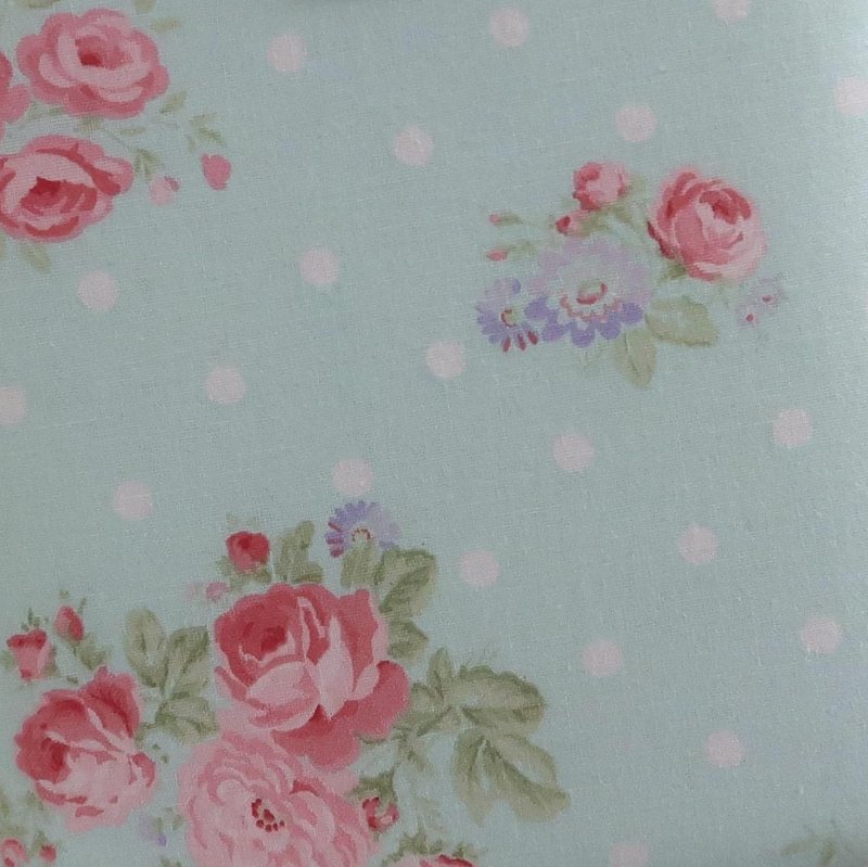 Rose Bouquet & Polka Dot