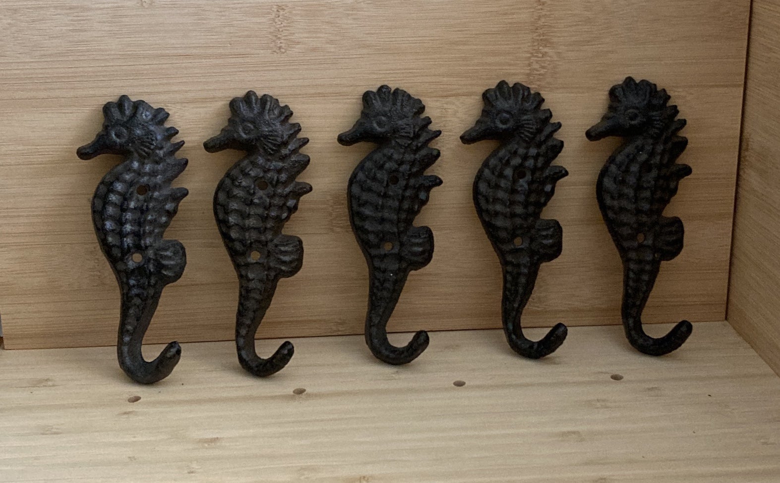Cast Iron Seahorse Hook Decorative Heavy Metal Wall Decor Towel Hook Hat Hook